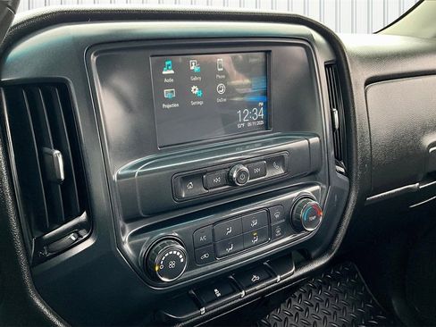 Used 2018 GMC Sierra 1500 Base image 10