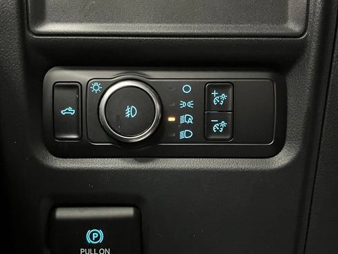 Used 2024 Ford F150 XLT w/ XLT Black Appearance Package AWD/4WD image 33