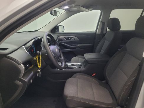 Used 2021 Chevrolet Traverse LS FWD image 17
