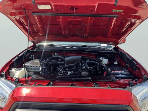 Used 2022 Toyota Tacoma SR w/ SR Convenience Package RWD image 67