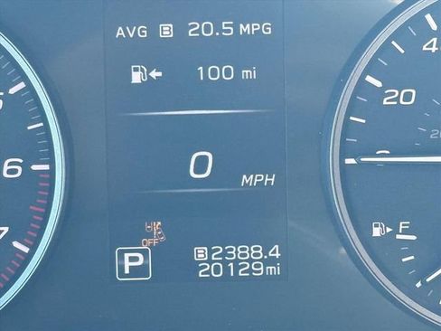 Used 2025 Subaru Ascent Premium image 19