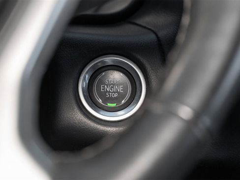 Used 2023 Chevrolet Tahoe Premier image 28