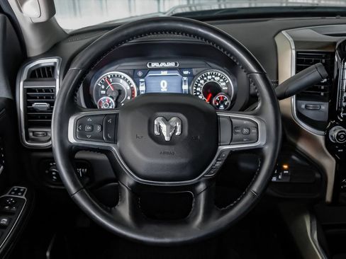 Used 2023 RAM 2500 Laramie AWD/4WD image 16