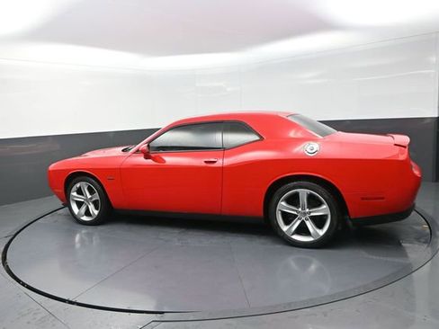 Used 2016 Dodge Challenger R/T RWD image 55