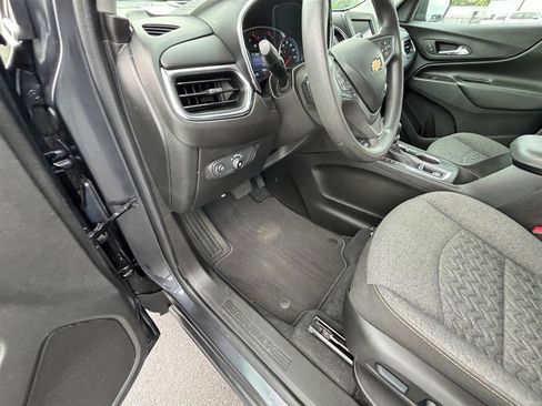 Used 2022 Chevrolet Equinox LT AWD/4WD image 14