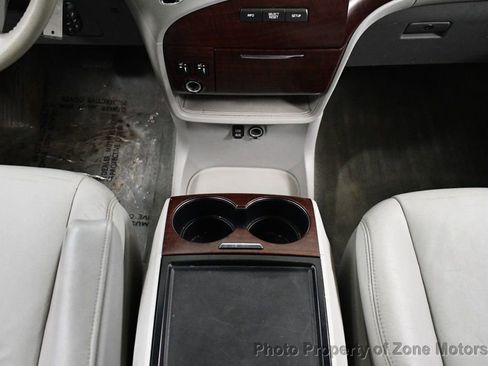 Used 2012 Toyota Sienna XLE image 26