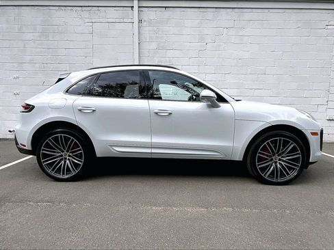 Certified 2025 Porsche Macan S AWD/4WD image 6
