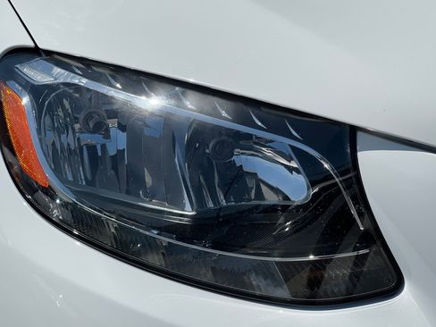 Certified 2018 Mercedes-Benz GLC 300 4MATIC image 11