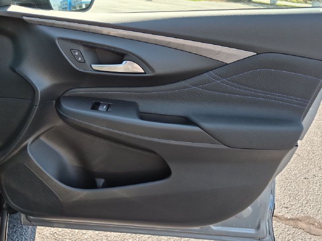 New 2026 Buick Envista Sport Touring w/ Convenience I Package FWD image 32