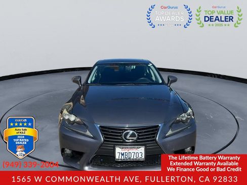 Used 2014 Lexus IS 250 w/ Navigation Package RWD image 4