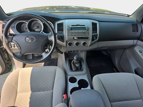 Used 2011 Toyota Tacoma 4x4 Access Cab V6 w/ SR5 Pkg #2 image 10