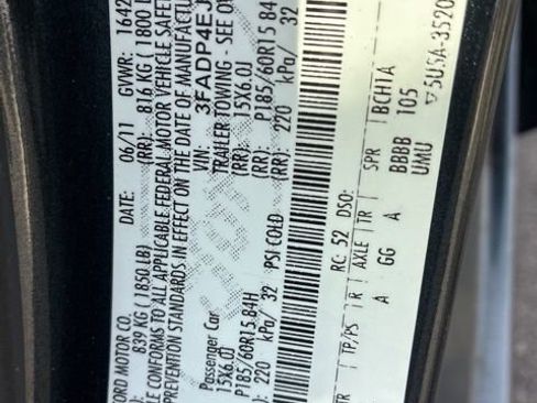 Used 2011 Ford Fiesta SE w/ 203A Rapid Spec Order Code image 13