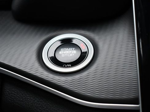New 2026 Jeep Grand Cherokee L 4WD image 17
