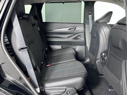 Certified 2026 INFINITI QX60 Luxe w/ Cargo Package image 28