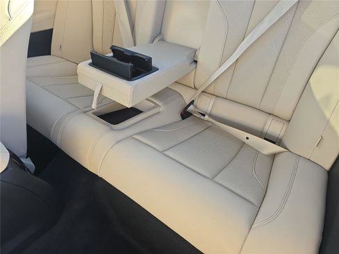 Used 2025 BMW M240i Coupe image 9