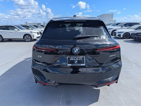 New 2026 BMW iX xDrive45 w/ Premium Package image 5