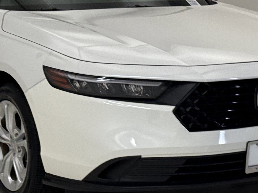 Certified 2024 Honda Accord LX image 5