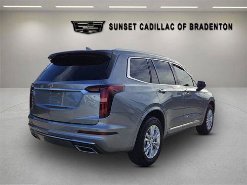 New 2025 Cadillac XT6 Luxury image 45