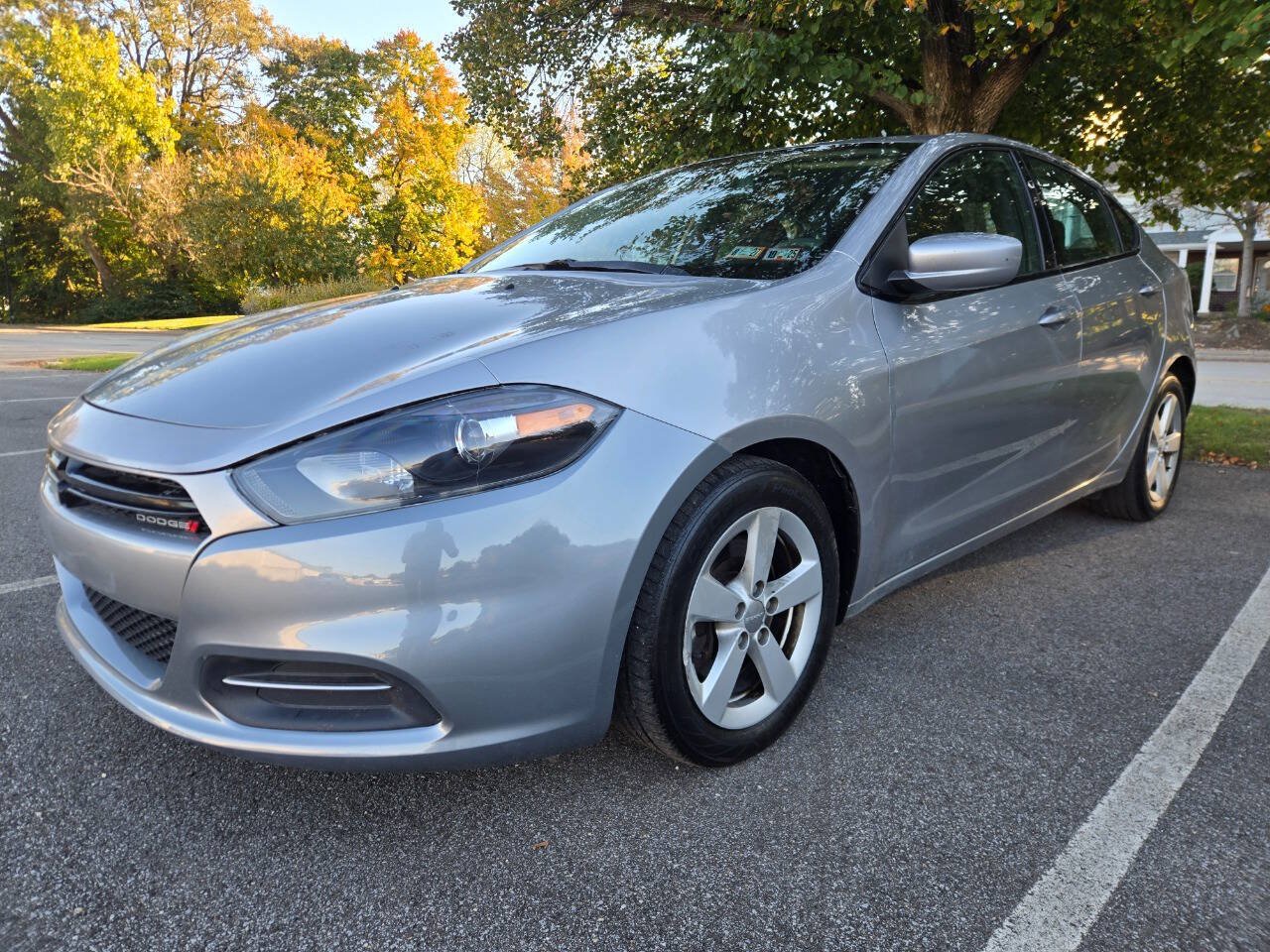 Used 2015 Dodge Dart SXT FWD image 2
