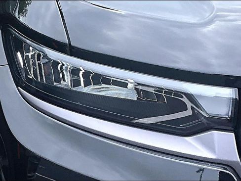 New 2026 Jeep Grand Cherokee Limited w/ Limited Altitude Package AWD/4WD image 13