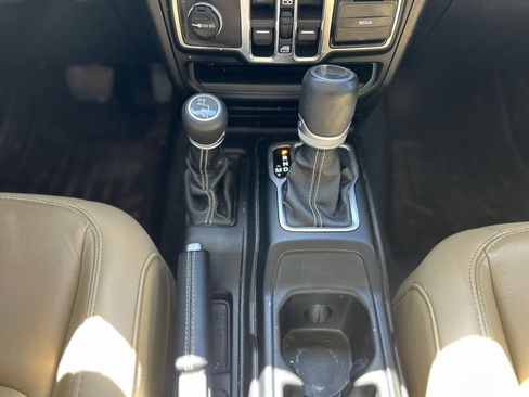 Used 2019 Jeep Wrangler Unlimited Sahara w/ Dual Top Group image 19