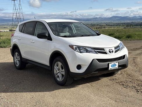 Used 2013 Toyota RAV4 LE AWD/4WD image 11