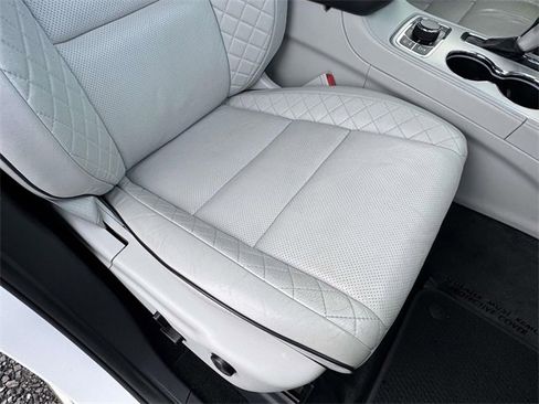 Used 2020 Jeep Grand Cherokee Summit image 16