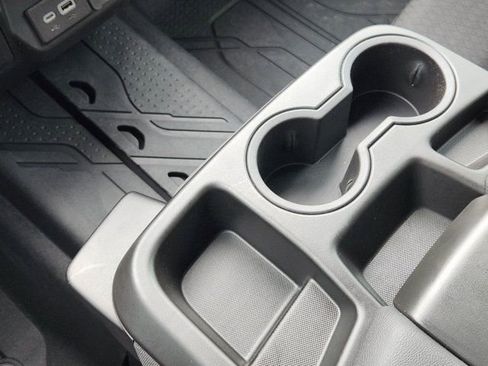 Used 2025 Chevrolet Silverado 1500 Custom image 22