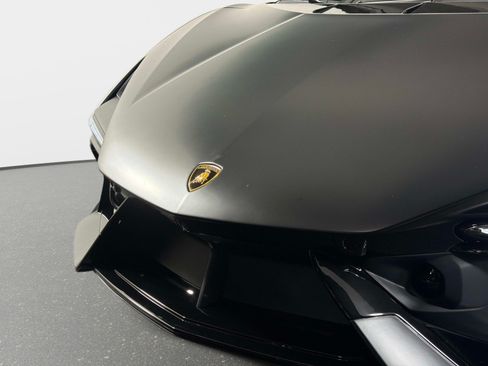 Used 2024 Lamborghini Revuelto AWD/4WD image 11