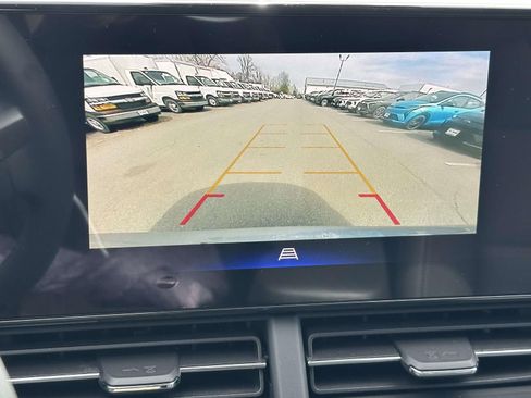 New 2026 Chevrolet Trax LT w/ Driver Confidence Package FWD image 11