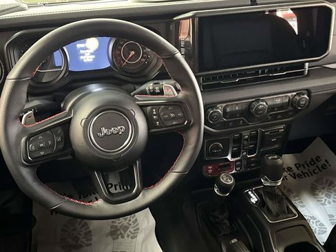 New 2026 Jeep Wrangler Unlimited Rubicon 392 w/ Dual Top Group image 3