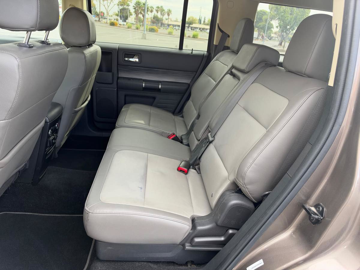 Used 2019 Ford Flex SEL w/ Equipment Group 202A FWD image 23