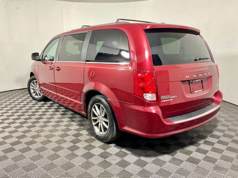 Used 2014 Dodge Grand Caravan SXT FWD image 11