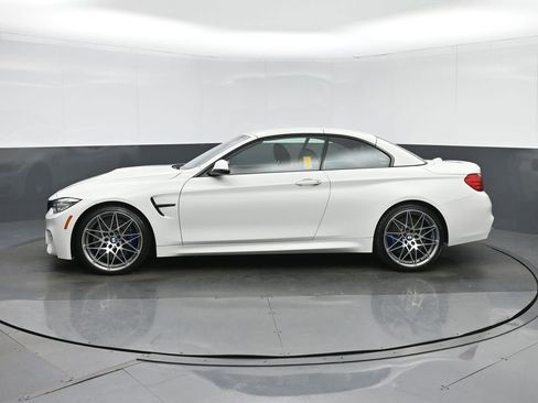Used 2017 BMW M4 Convertible image 4