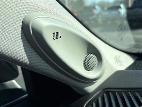 Used 2024 Toyota Highlander Platinum image 17