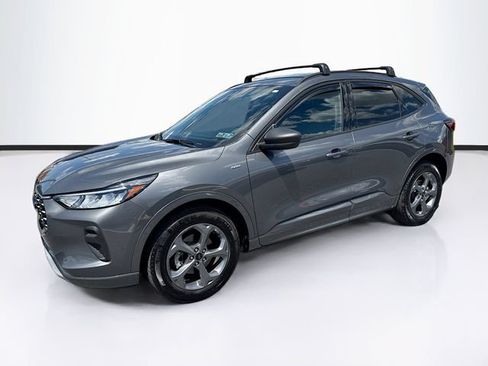 Certified 2023 Ford Escape ST-Line w/ Tech Pack #1 AWD/4WD image 3