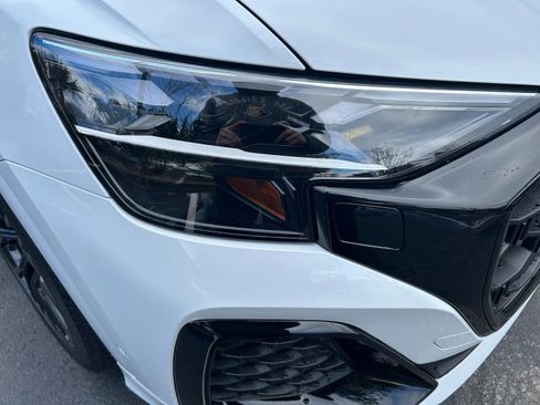 New 2026 Audi SQ8 Prestige image 7