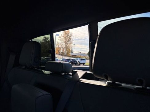 New 2026 Chevrolet Colorado ZR2 w/ Off-Road Front Bumper Package image 35