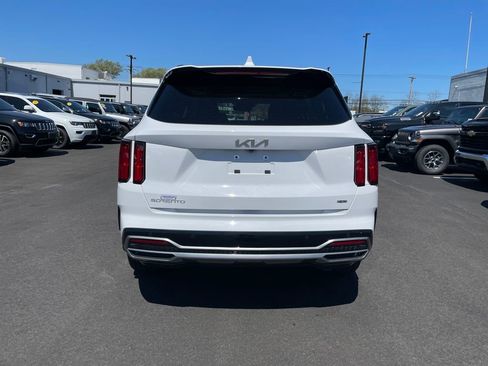 Used 2023 Kia Sorento SX AWD/4WD image 5