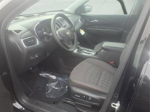 Certified 2024 Chevrolet Equinox LT w/ LPO, Floor Liner Package image 12