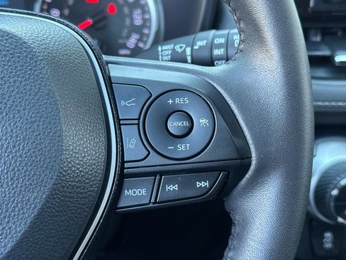 Used 2021 Toyota RAV4 XLE Premium w/ Carpet Mat Package (TMS) image 36