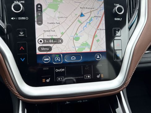 Used 2022 Subaru Outback Touring XT image 22