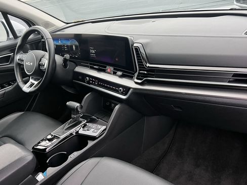 Certified 2024 Kia Sportage SX image 12