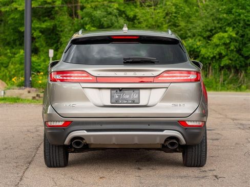 Used 2016 Lincoln MKC Select w/ Select Plus Package AWD/4WD image 6