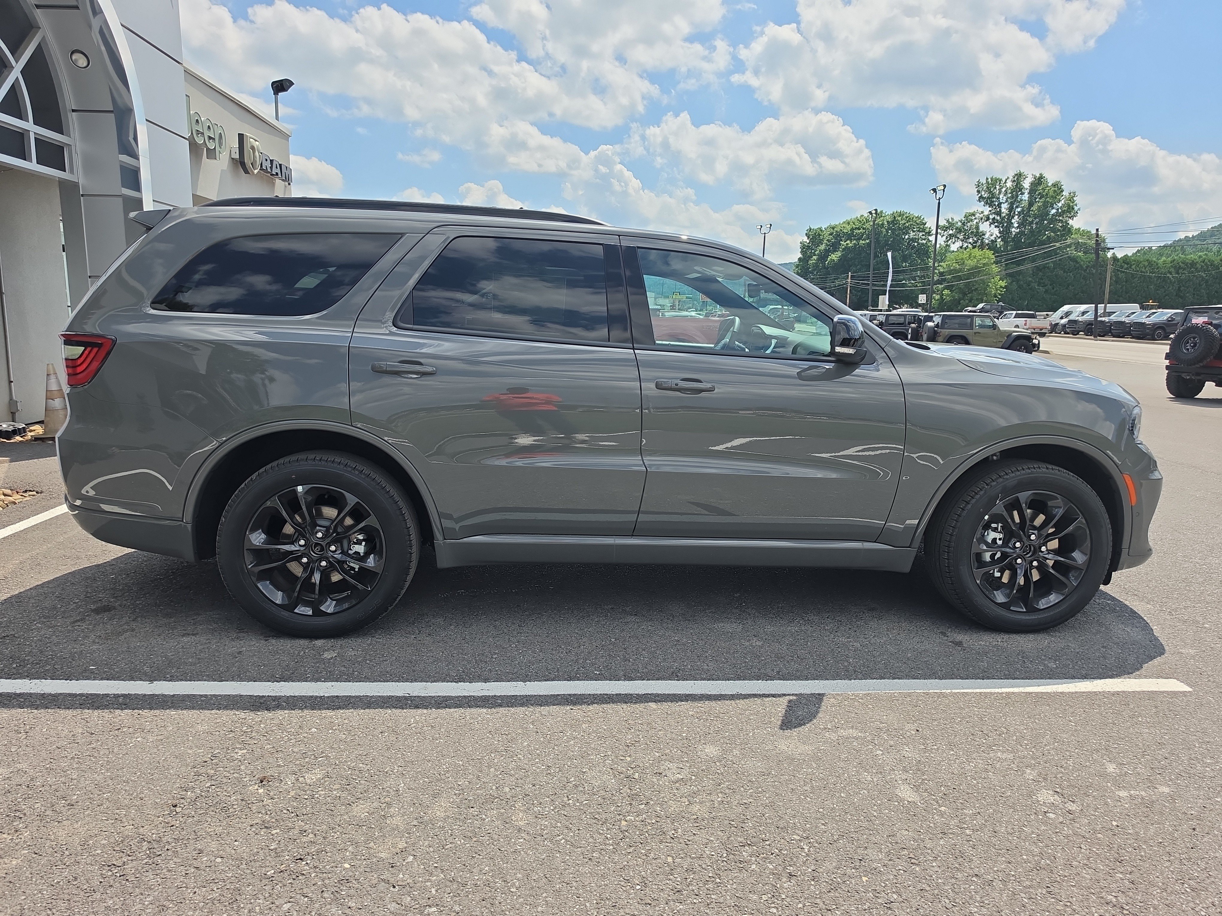 New 2026 Dodge Durango GT AWD/4WD image 2