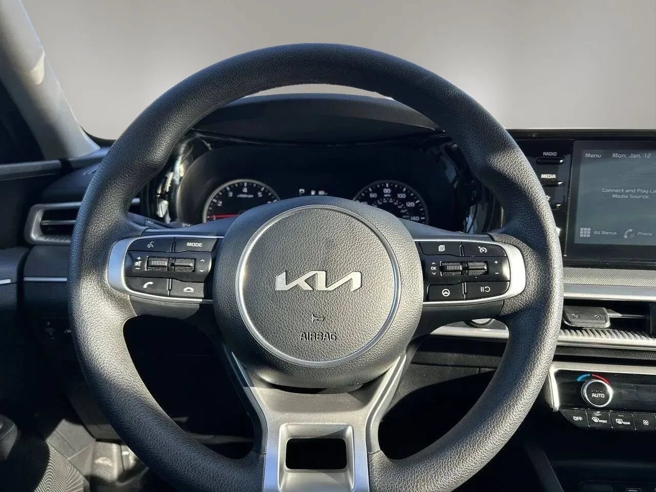 Used 2023 Kia K5 LXS FWD image 14