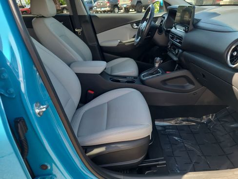 Used 2022 Hyundai Kona Limited AWD/4WD image 22