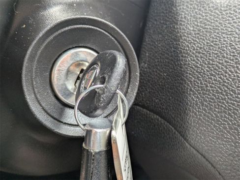 Used 2011 Cadillac CTS Sedan image 32