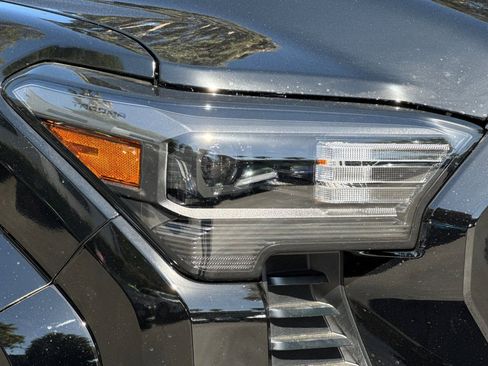 New 2026 Toyota Tacoma SR5 AWD/4WD image 30