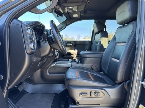 Used 2022 GMC Sierra 1500 AT4 w/ AT4 Preferred Package image 15